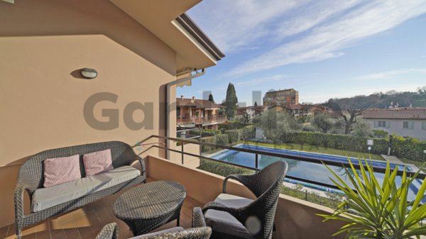 appartamento in vendita a San Felice del Benaco in zona Portese