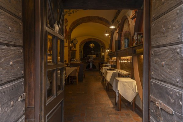 negozio in vendita a San Felice del Benaco in zona Cisano