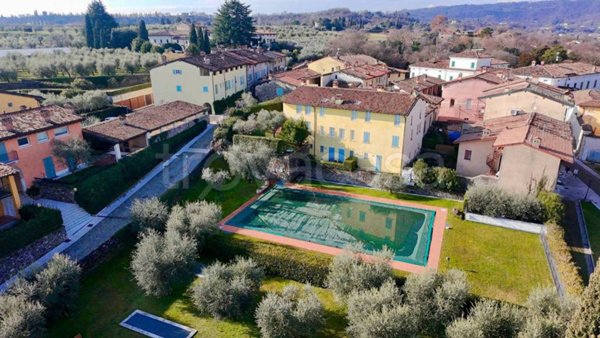 appartamento in vendita a San Felice del Benaco in zona Cisano