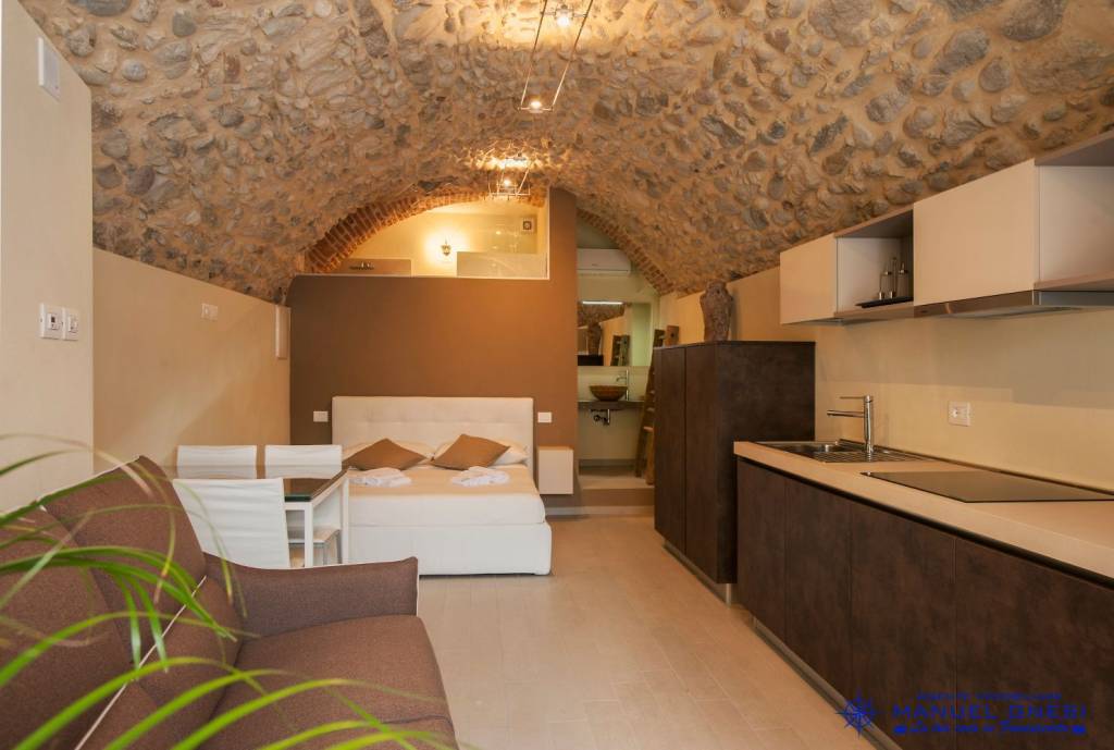 appartamento in vendita a San Felice del Benaco in zona Portese