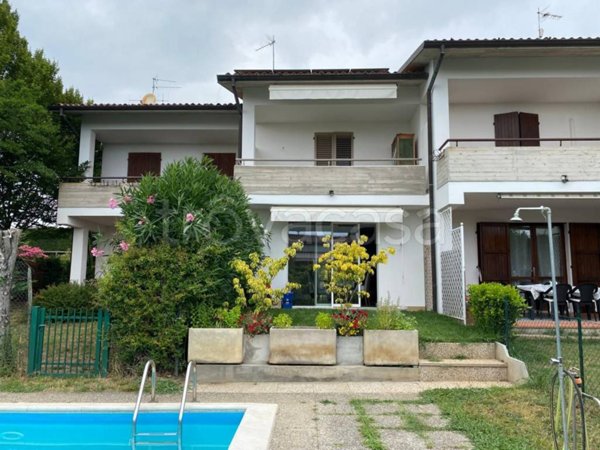 casa indipendente in vendita a San Felice del Benaco