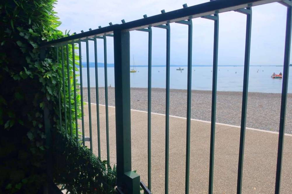 casa indipendente in vendita a San Felice del Benaco in zona Portese