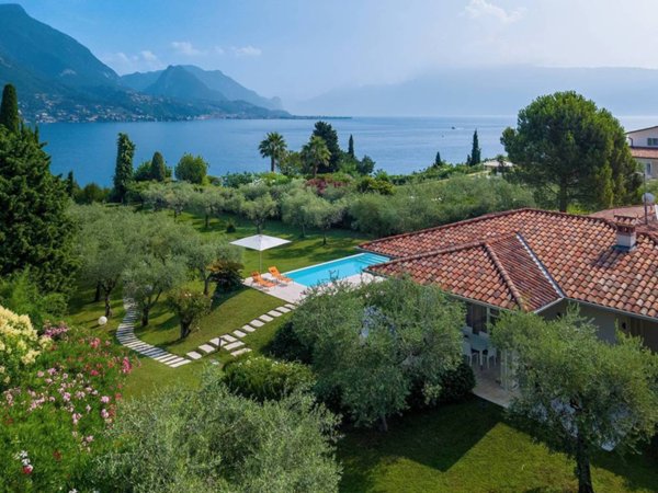 casa indipendente in vendita a San Felice del Benaco in zona Portese