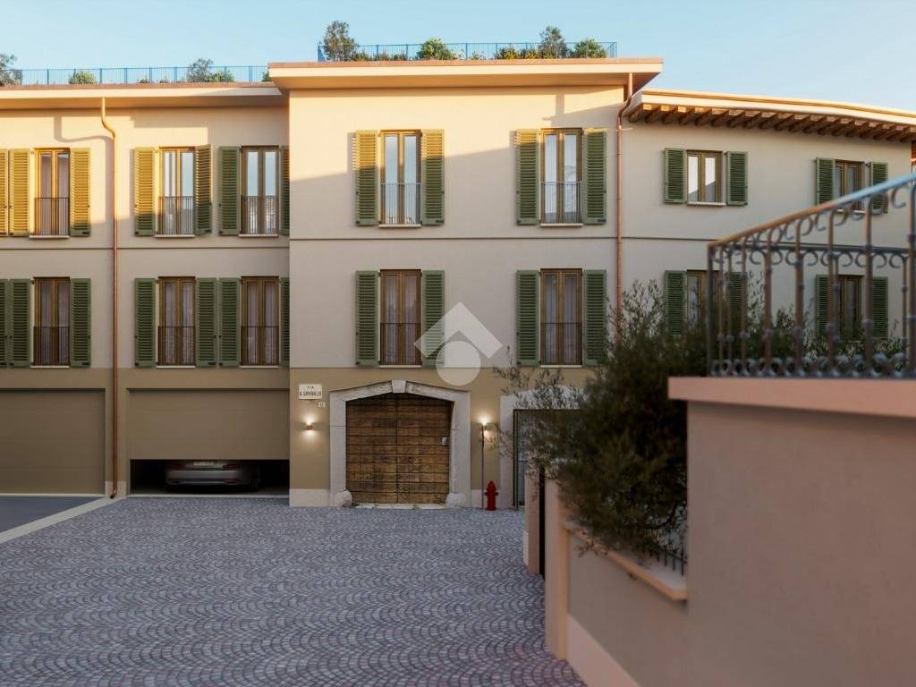 appartamento in vendita a San Felice del Benaco in zona Portese