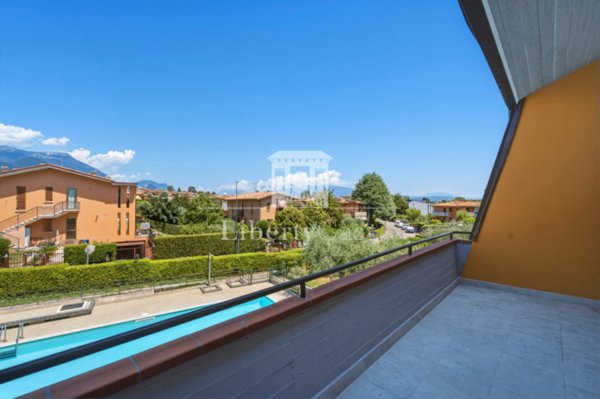 appartamento in vendita a San Felice del Benaco in zona Portese