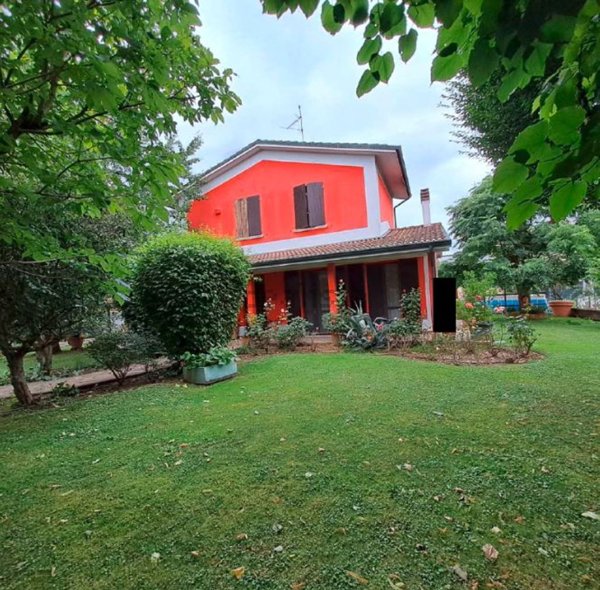 casa indipendente in vendita a San Gervasio Bresciano
