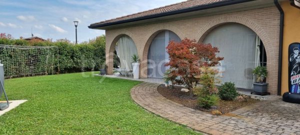 casa indipendente in vendita a San Gervasio Bresciano