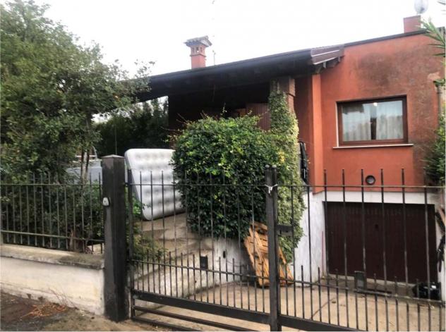 casa indipendente in vendita a San Gervasio Bresciano