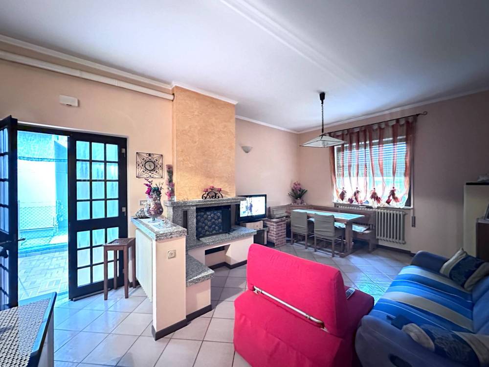 appartamento in vendita a San Zeno Naviglio