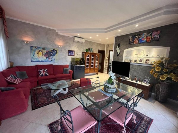 appartamento in vendita a San Zeno Naviglio
