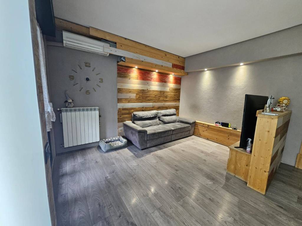 appartamento in vendita a San Zeno Naviglio