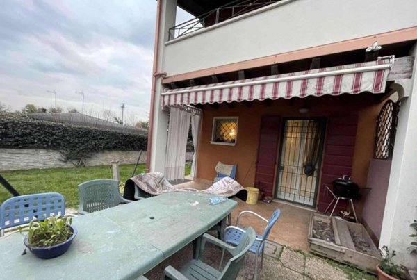 appartamento in vendita a San Zeno Naviglio in zona Garza