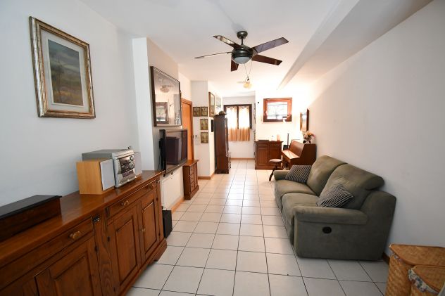 casa indipendente in vendita a San Zeno Naviglio