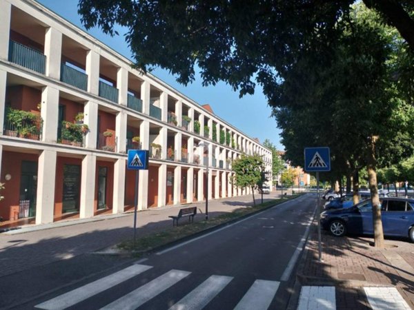 negozio in vendita a San Zeno Naviglio