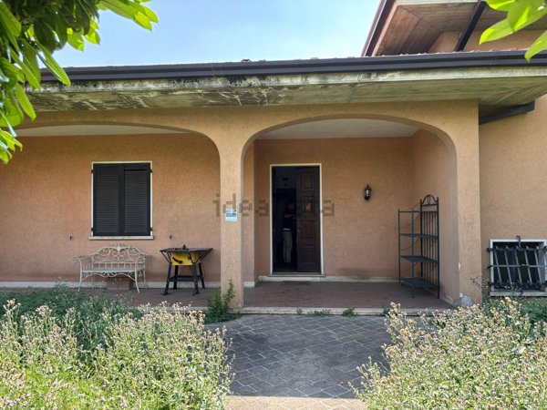 casa indipendente in vendita a San Zeno Naviglio