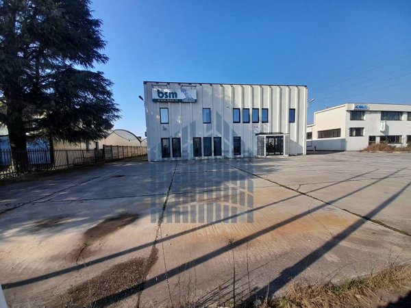 terreno edificabile in vendita a San Zeno Naviglio