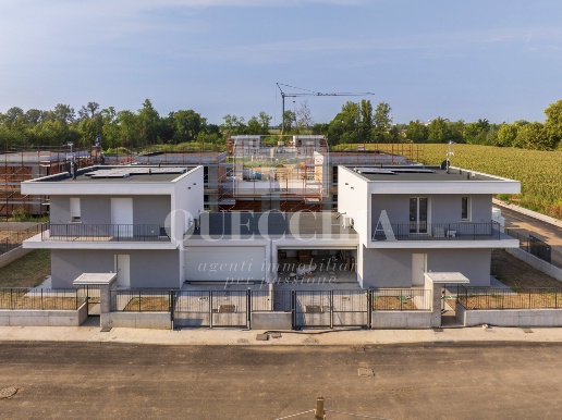 casa indipendente in vendita a San Zeno Naviglio