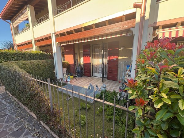 appartamento in vendita a San Zeno Naviglio