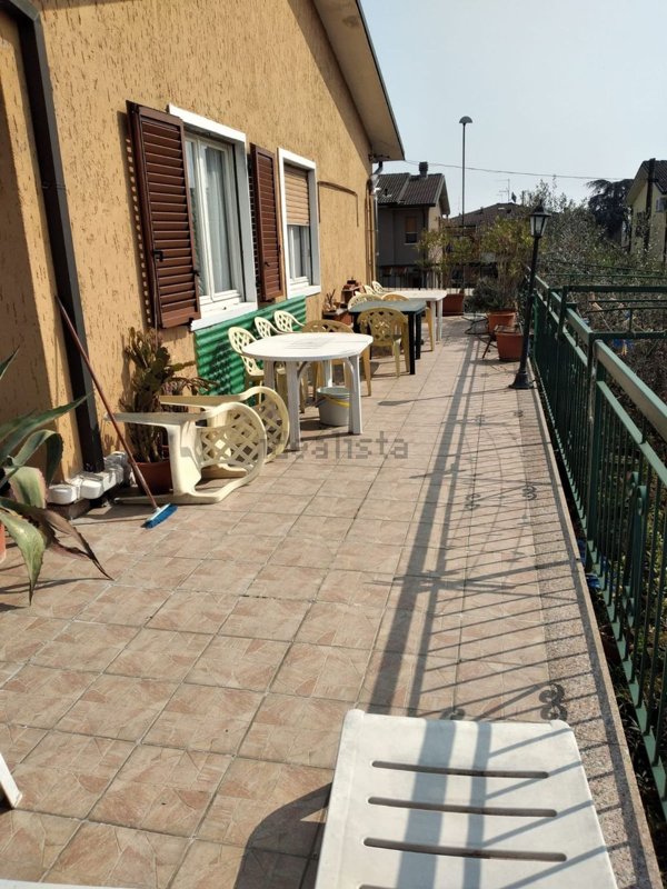 casa indipendente in vendita a San Zeno Naviglio