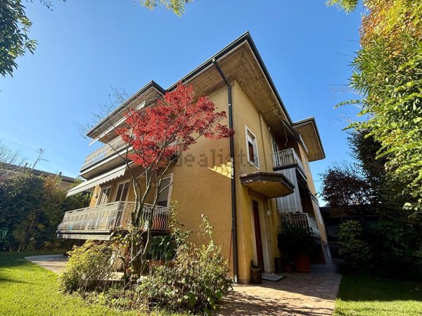 appartamento in vendita a San Zeno Naviglio