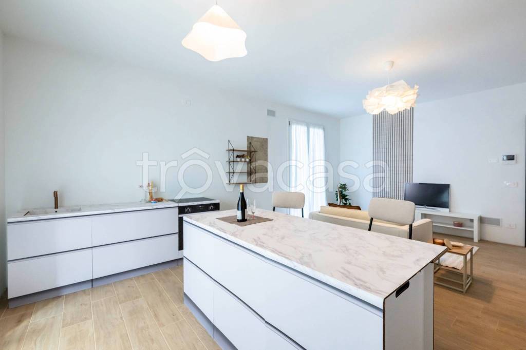 casa indipendente in vendita a San Zeno Naviglio