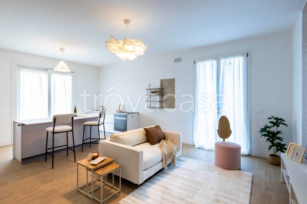 casa indipendente in vendita a San Zeno Naviglio in zona Caselle