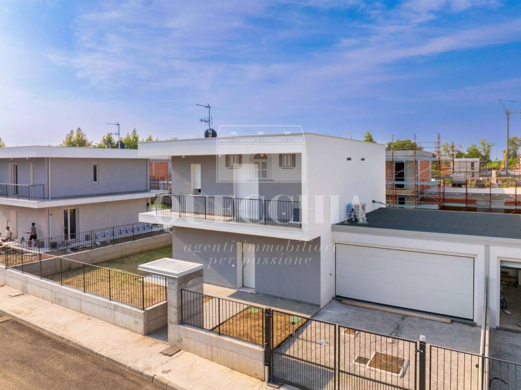 casa indipendente in vendita a San Zeno Naviglio in zona Caselle
