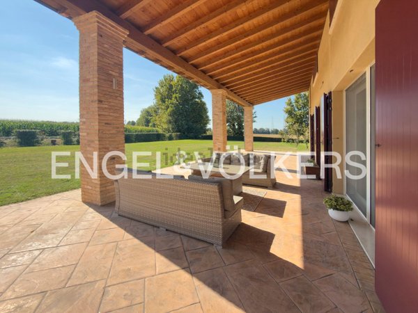 casa indipendente in vendita a San Zeno Naviglio
