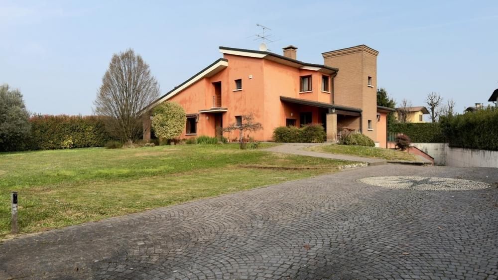 casa indipendente in vendita a San Zeno Naviglio in zona Caselle