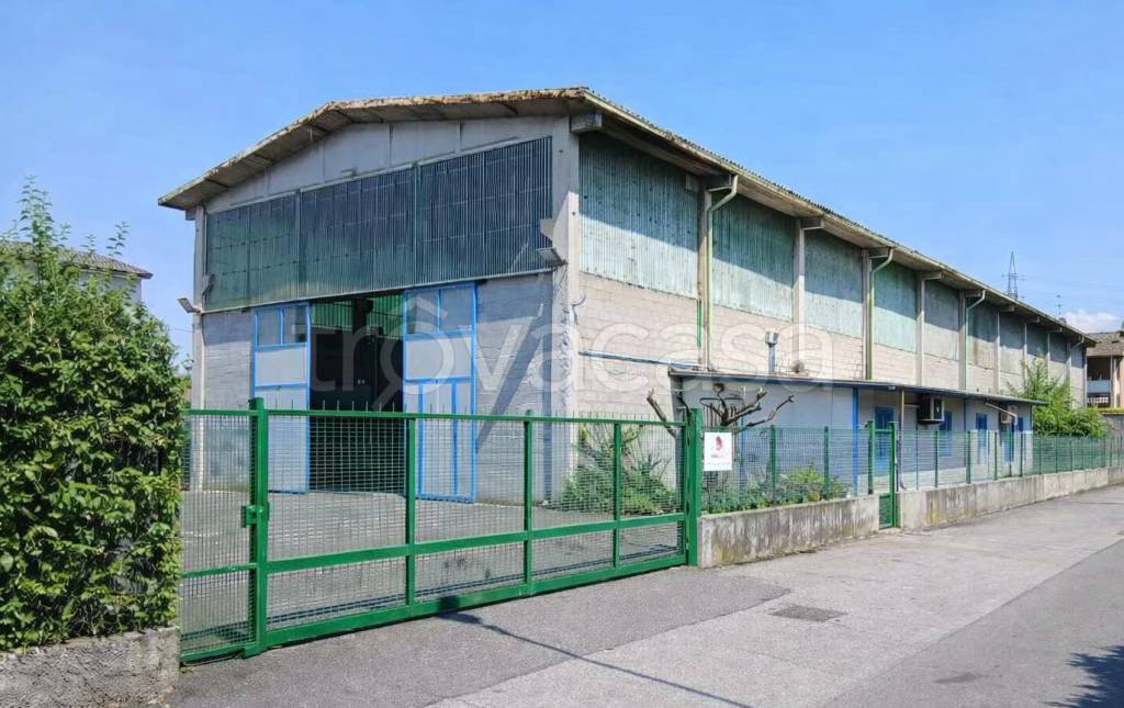 locale commerciale in vendita a San Zeno Naviglio in zona Garza
