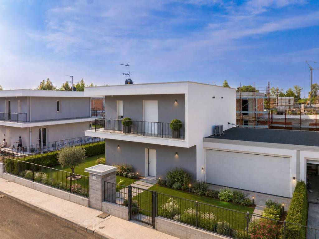 casa indipendente in vendita a San Zeno Naviglio in zona Caselle