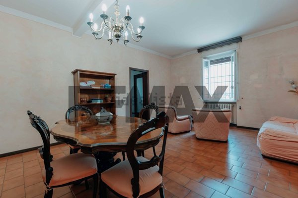 appartamento in vendita a San Zeno Naviglio in zona Caselle