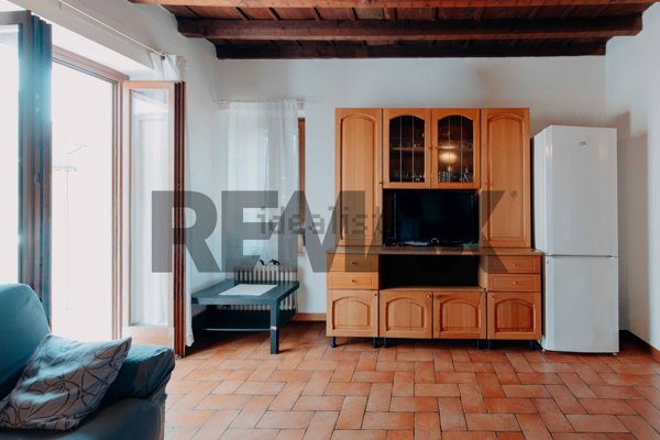 appartamento in vendita a San Zeno Naviglio in zona Caselle
