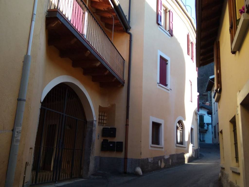 appartamento in vendita a Sarezzo in zona Zanano