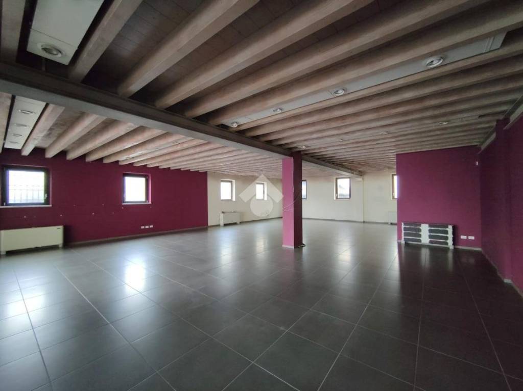 negozio in vendita a Sarezzo