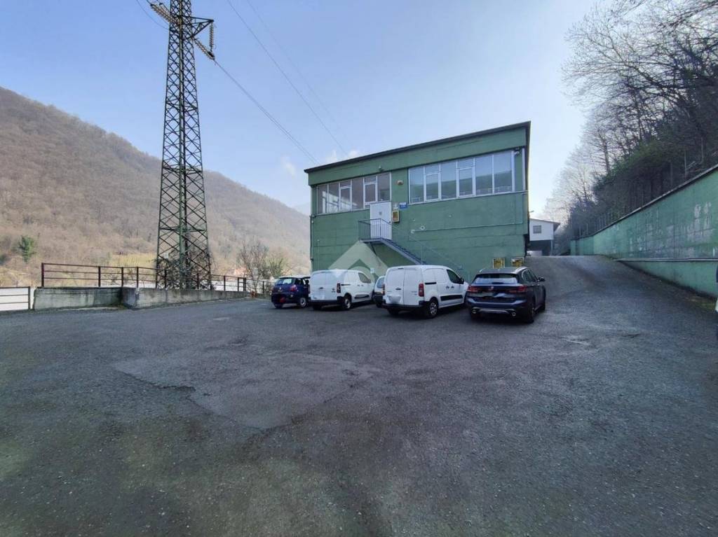 capannone in vendita a Sarezzo