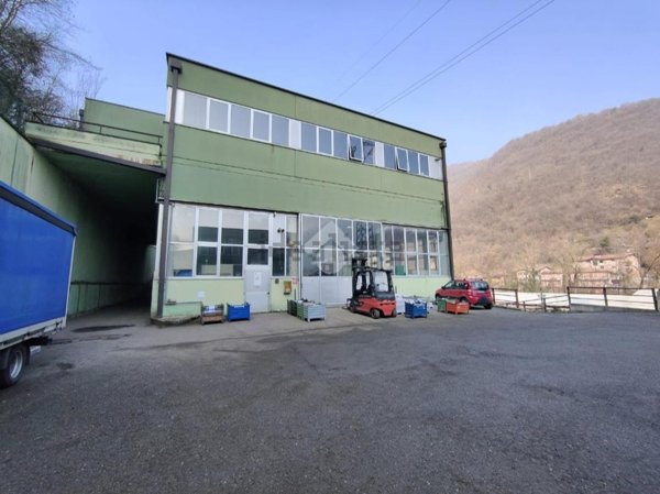 capannone in vendita a Sarezzo