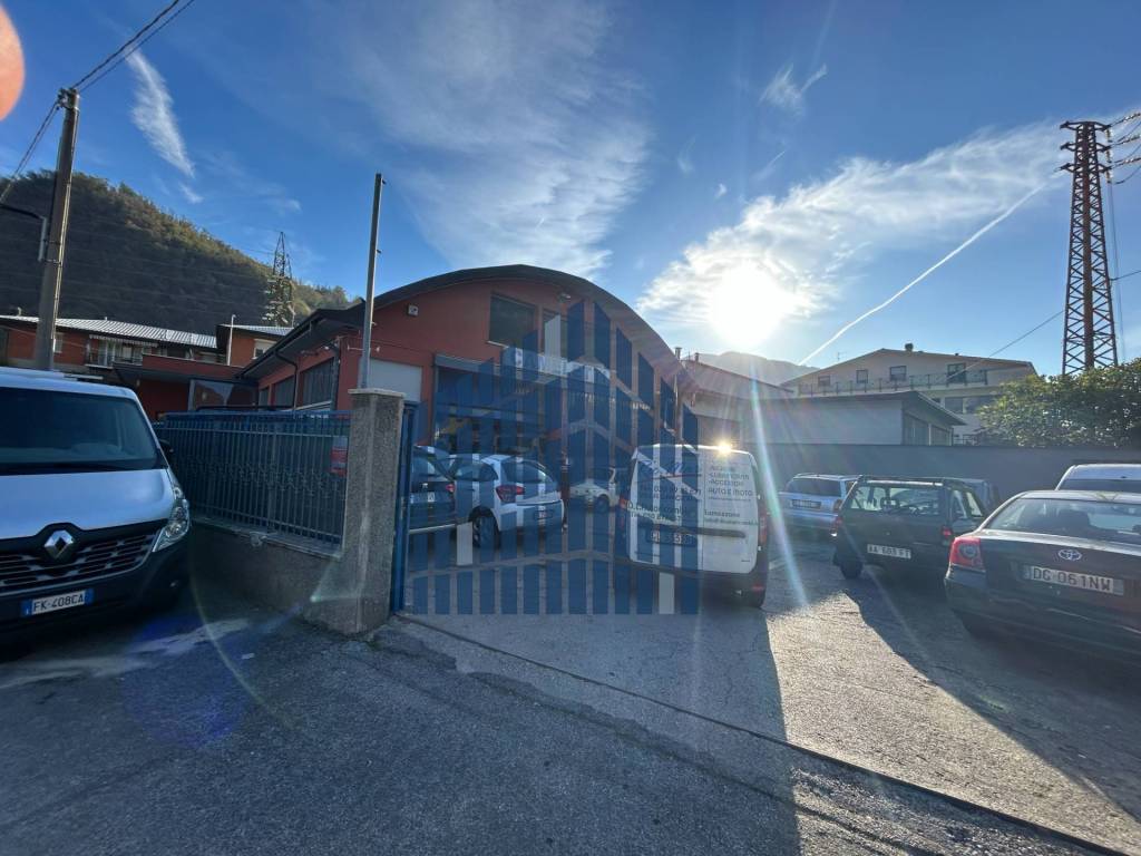 ufficio in vendita a Sarezzo in zona Zanano