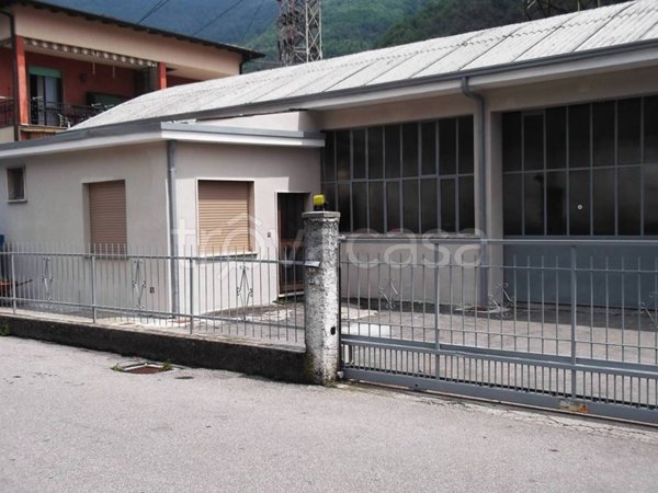 capannone in vendita a Sarezzo