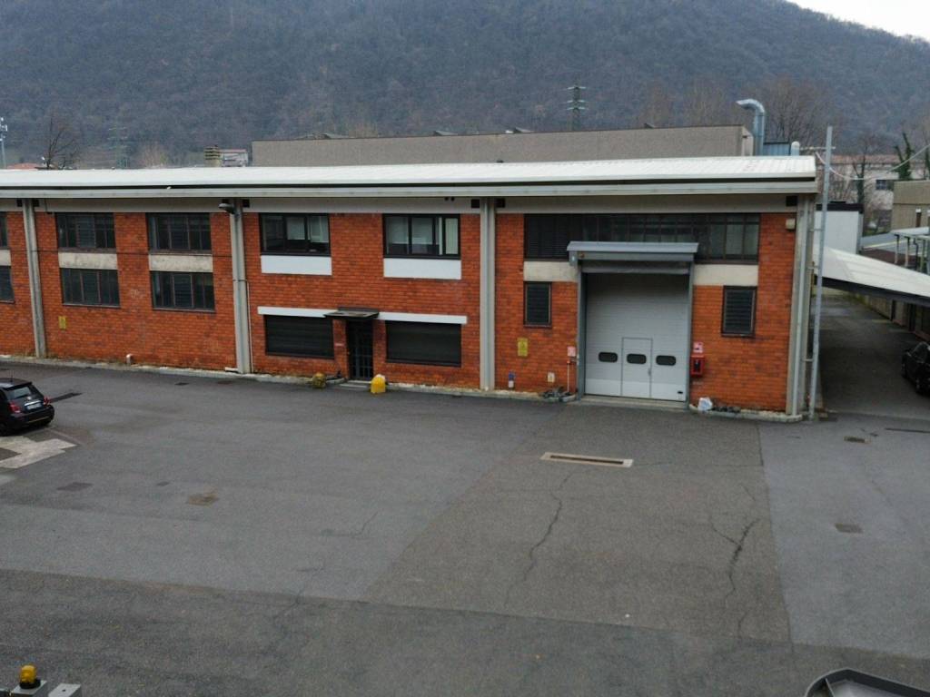 capannone in vendita a Sarezzo in zona Noboli