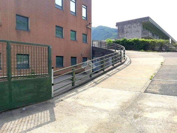 locale commerciale in vendita a Sarezzo
