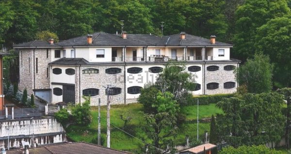 capannone in vendita a Sarezzo