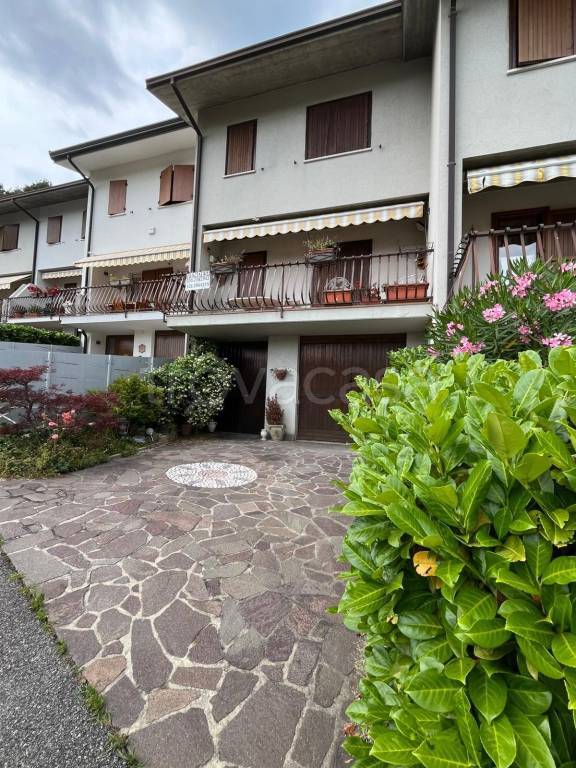 casa indipendente in vendita a Sarezzo