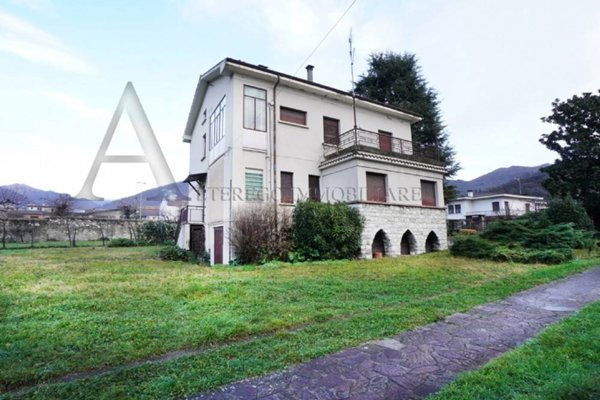 casa indipendente in vendita a Sarezzo