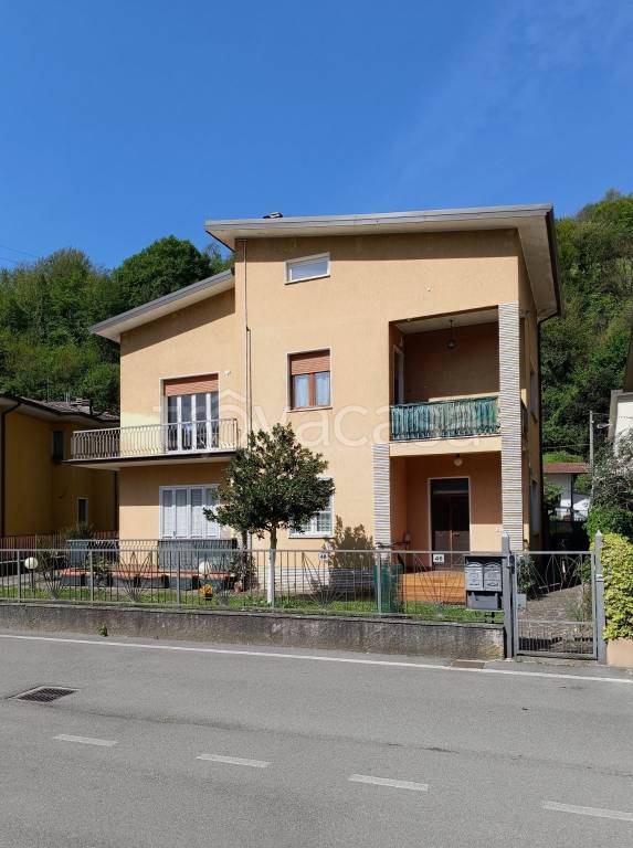 appartamento in vendita a Sarezzo in zona Ponte Zanano