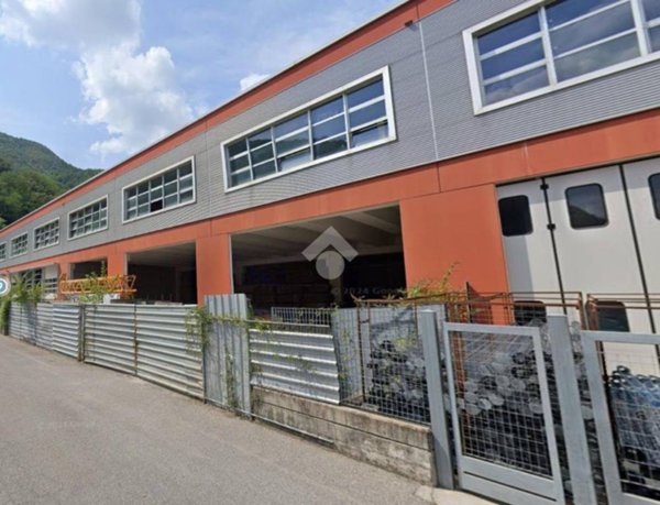 locale commerciale in vendita a Sarezzo