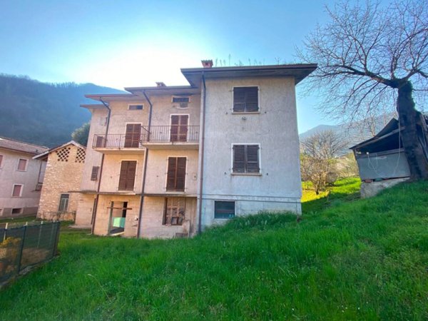 casa indipendente in vendita a Sarezzo