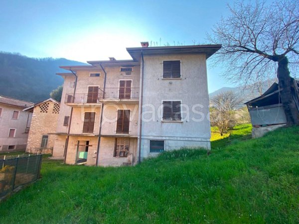 casa indipendente in vendita a Sarezzo