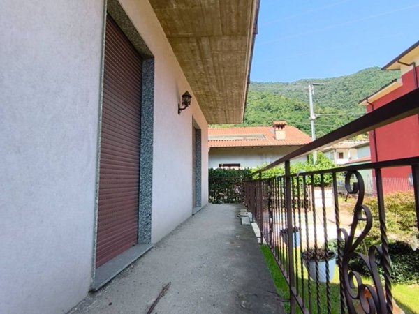 casa indipendente in vendita a Sarezzo