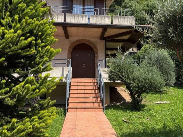 casa indipendente in vendita a Sarezzo